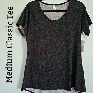 NEW LULAROE MEDIUM CLASSIC TEE SHIRT